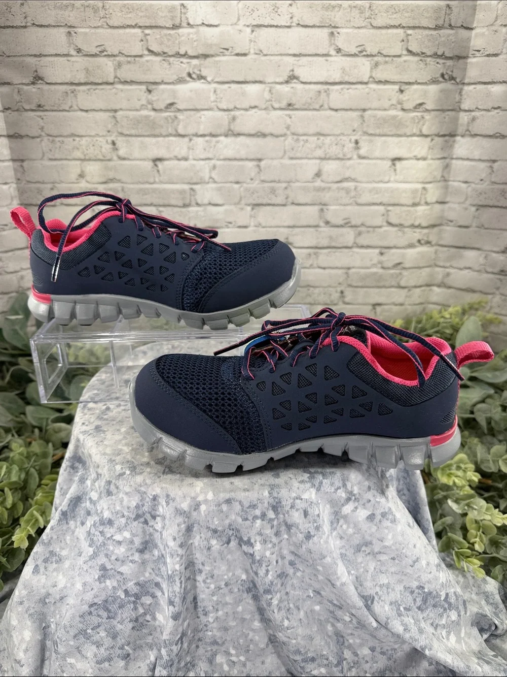 REEBOK “Sublite” Navy & Pink Oil & Slip-Resistant Alloy-Toe Athletic WMS 6W💙NEW